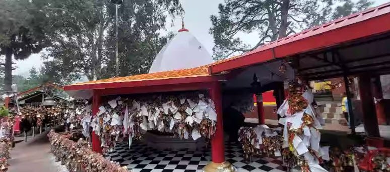 Chitai Golu Devta Temple, Almora, Uttarakhand - Vushii.com Chitai Golu Devta Temple, Almora, Uttarakhand - Vushii.com